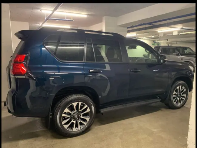 Toyota Land Cruiser (150 series)