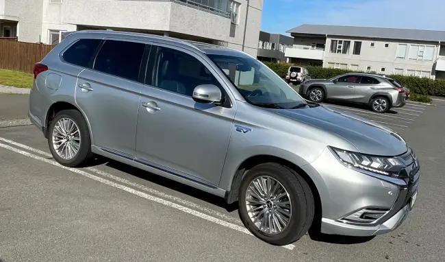 Mitsubishi Outlander