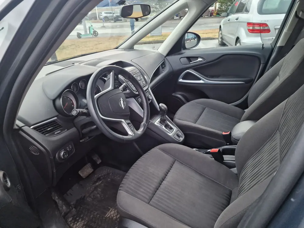 Opel Zafira tourer