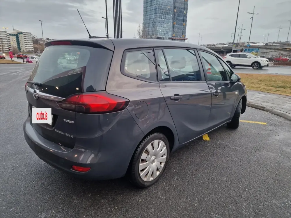 Opel Zafira tourer