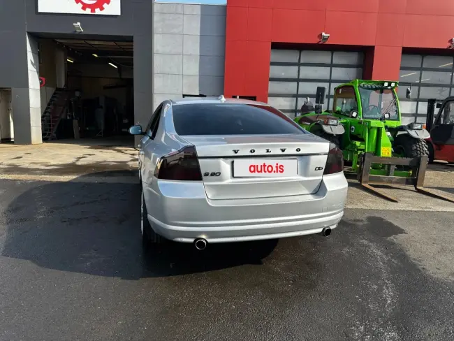 Volvo S80 D5