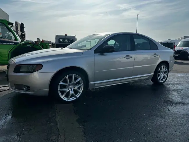 Volvo S80 D5