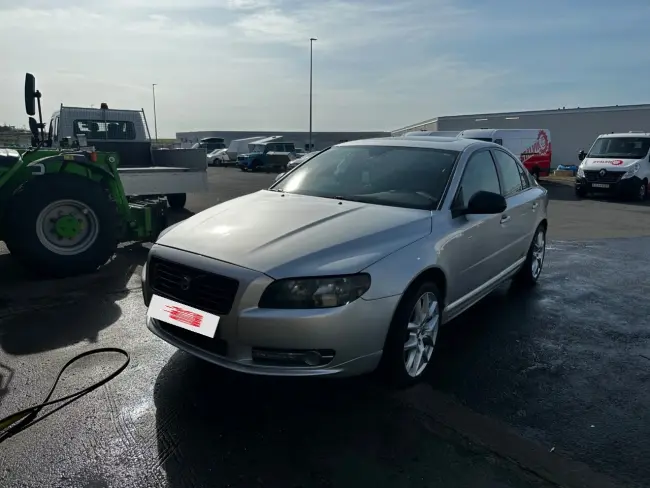 Volvo S80 D5