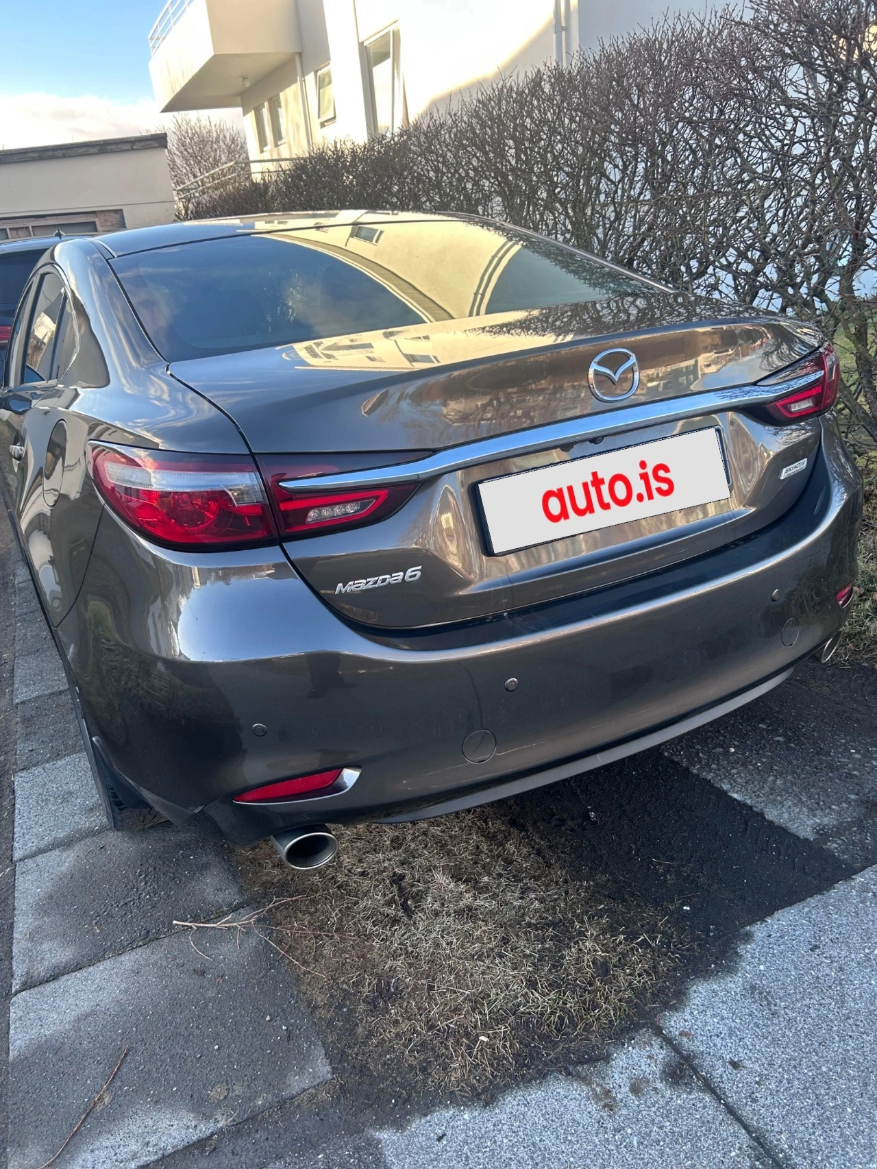 Mazda 6