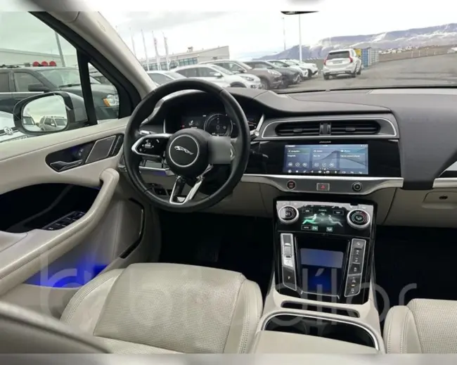 Jaguar I-Pace
