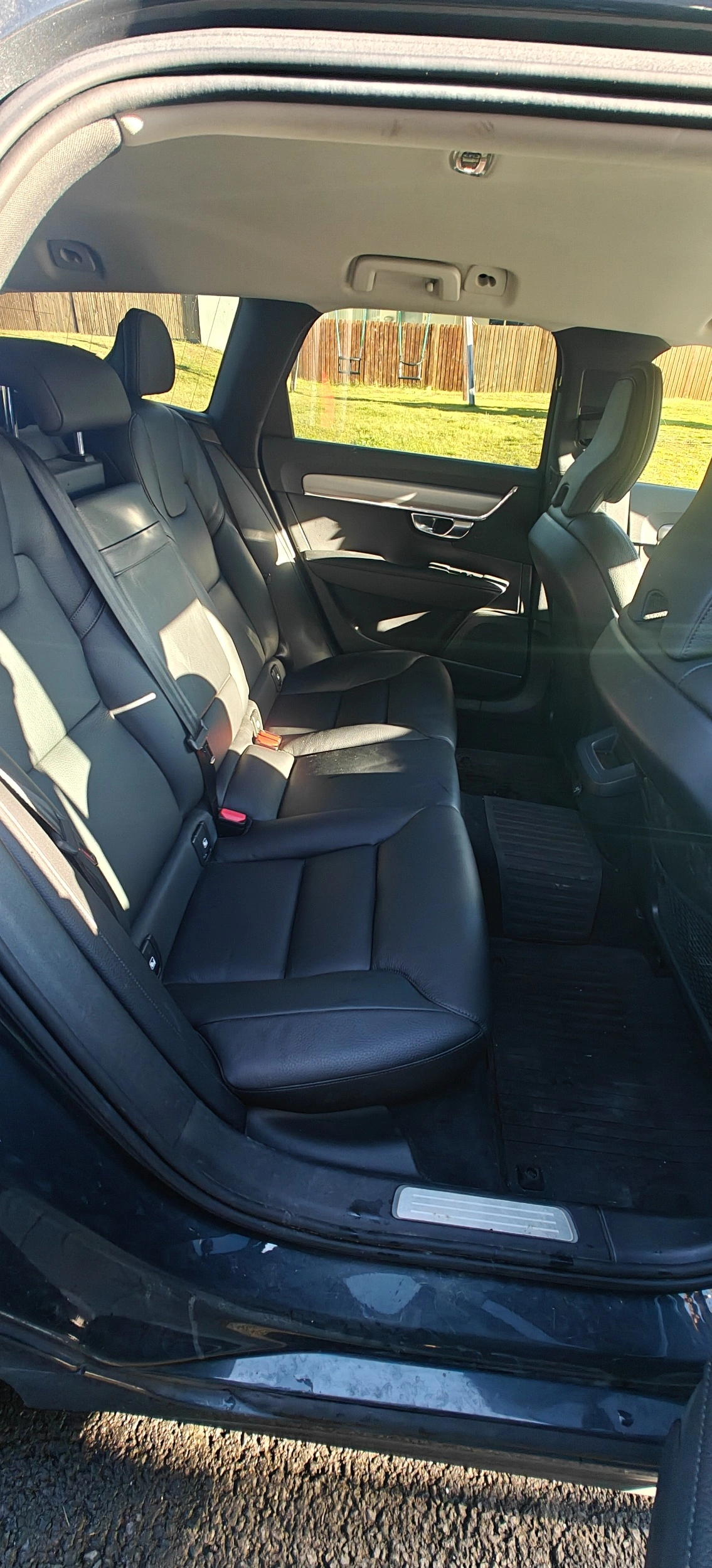 Volvo V90
