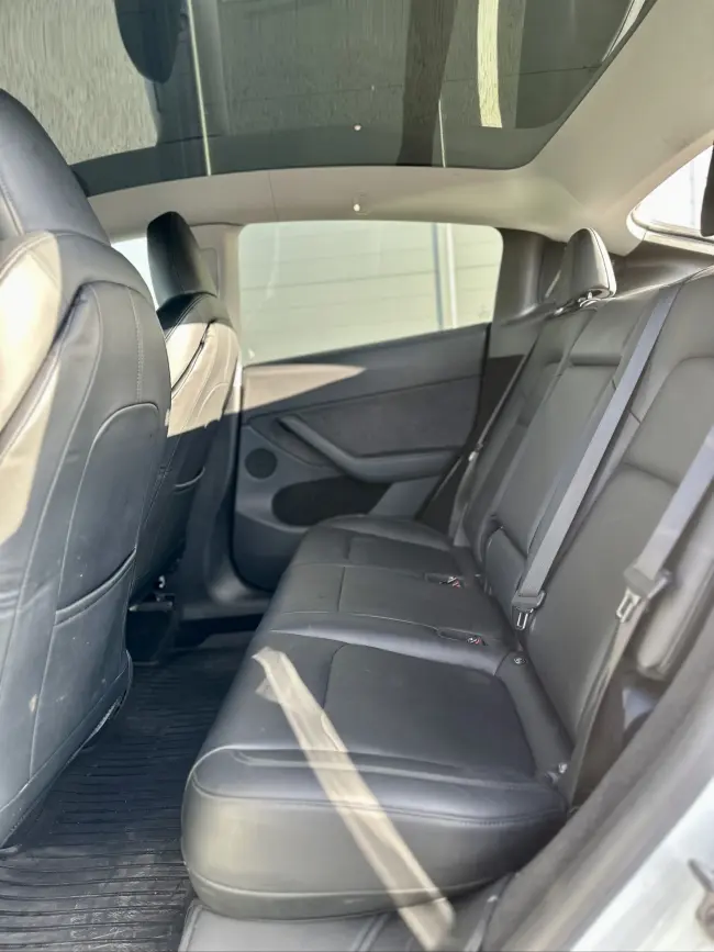 Tesla Model Y - Performance