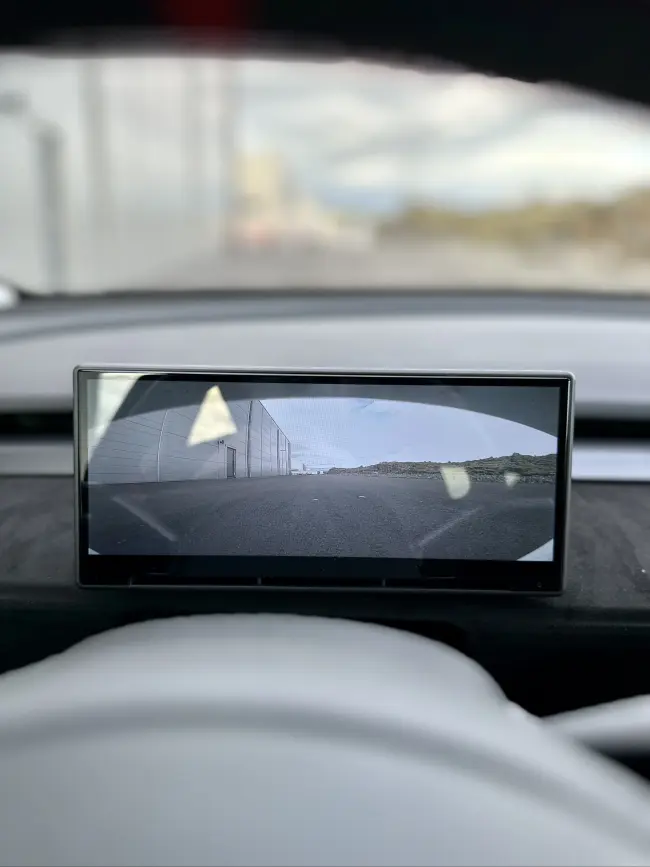 Tesla Model Y - Performance