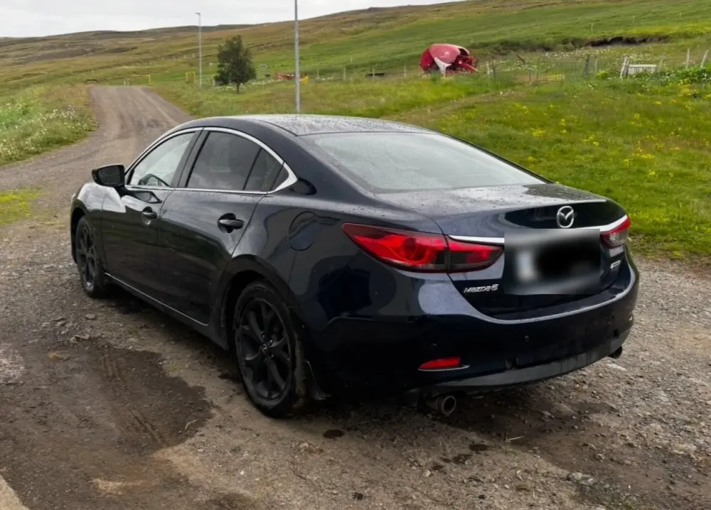 Mazda 6
