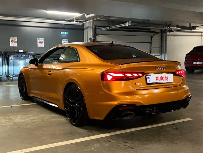 Audi RS 5 coupe