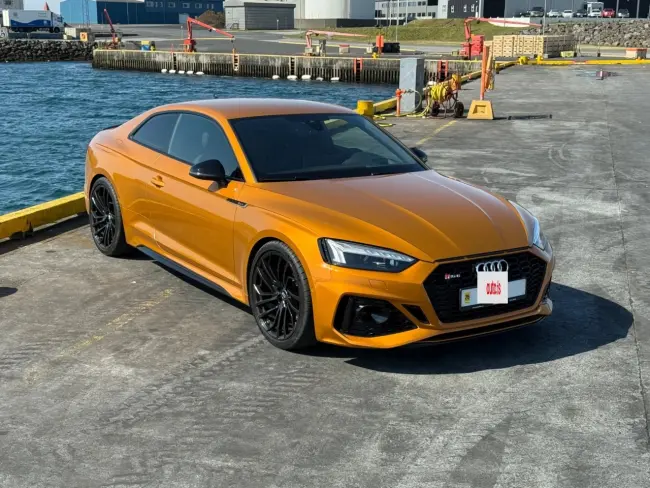 Audi RS 5 coupe