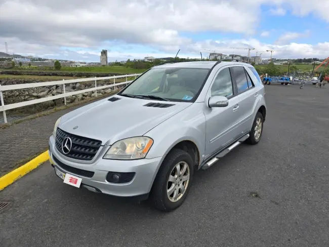 Mercedes-Benz M