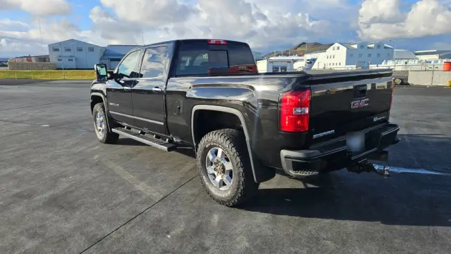 GMC Sierra 6.6 denali