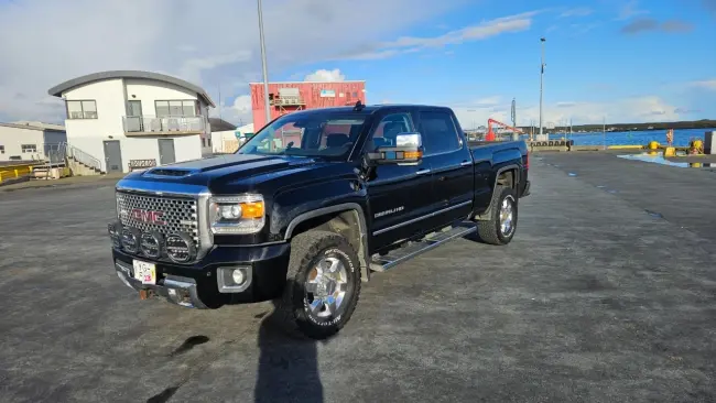 GMC Sierra 6.6 denali