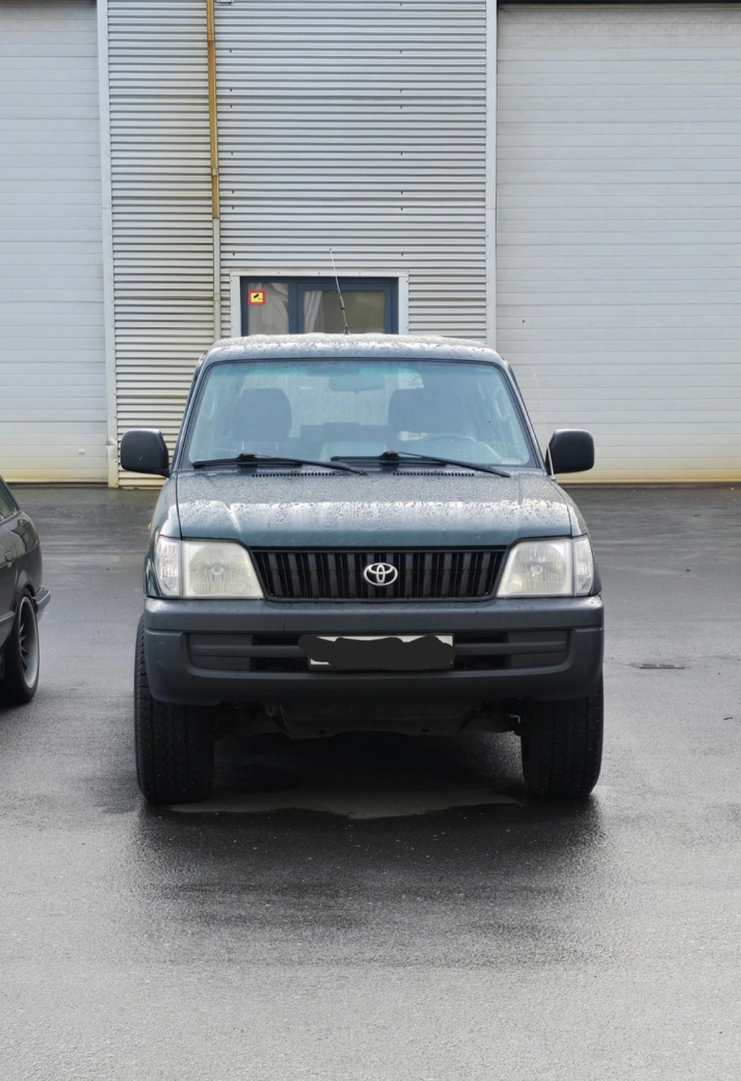 Toyota Land Cruiser 90