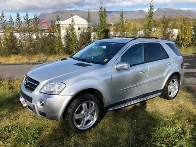 Mercedes Benz M