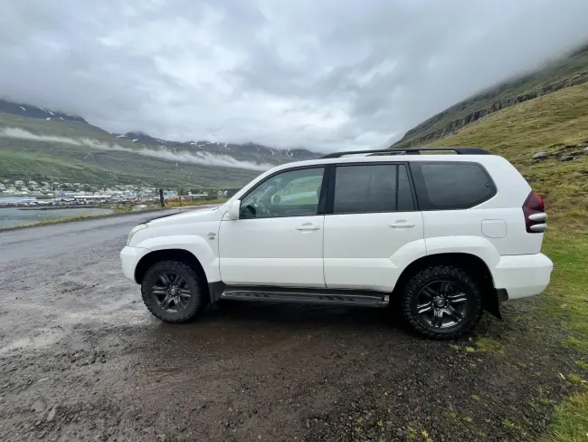 Toyota Land Cruiser 120