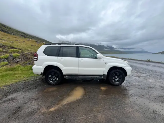 Toyota Land Cruiser 120