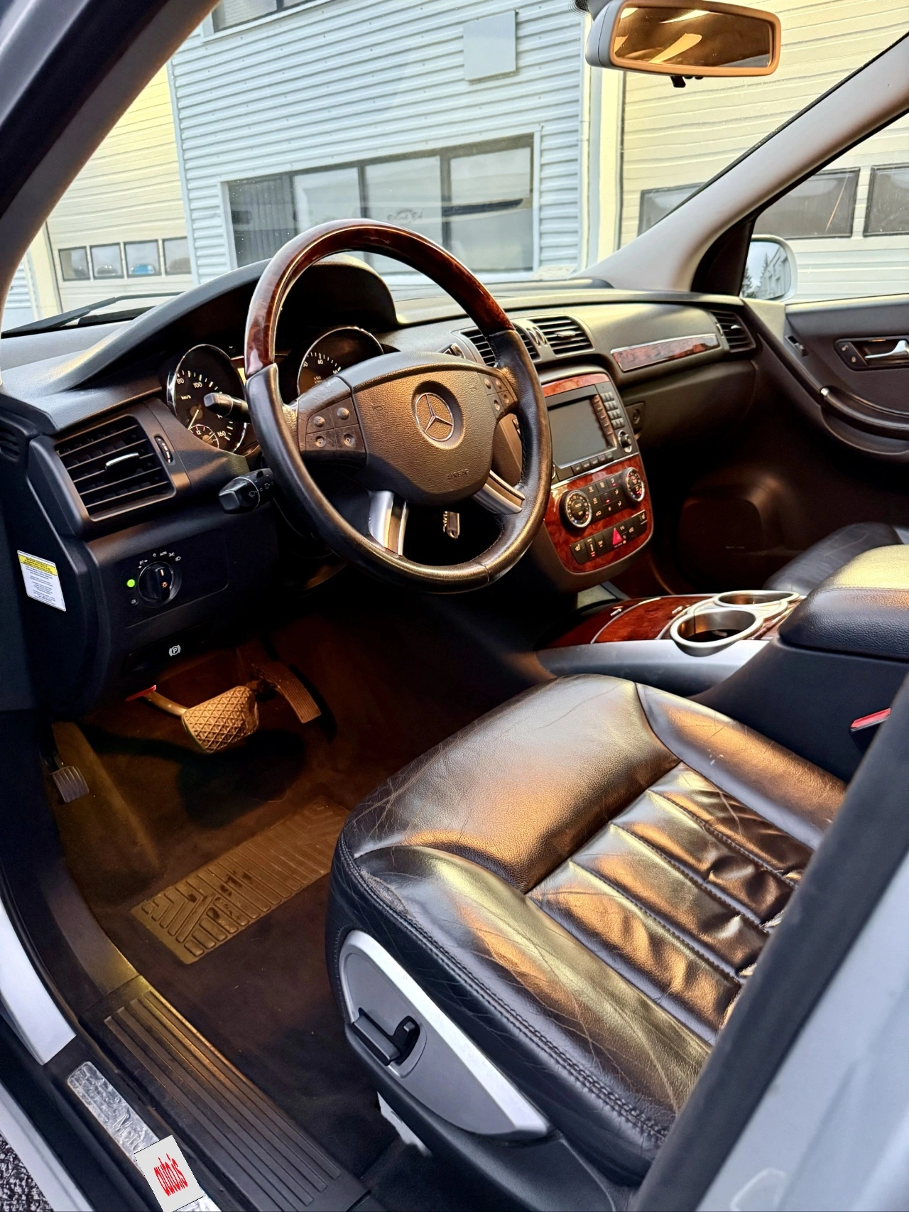 Mercedes Benz R