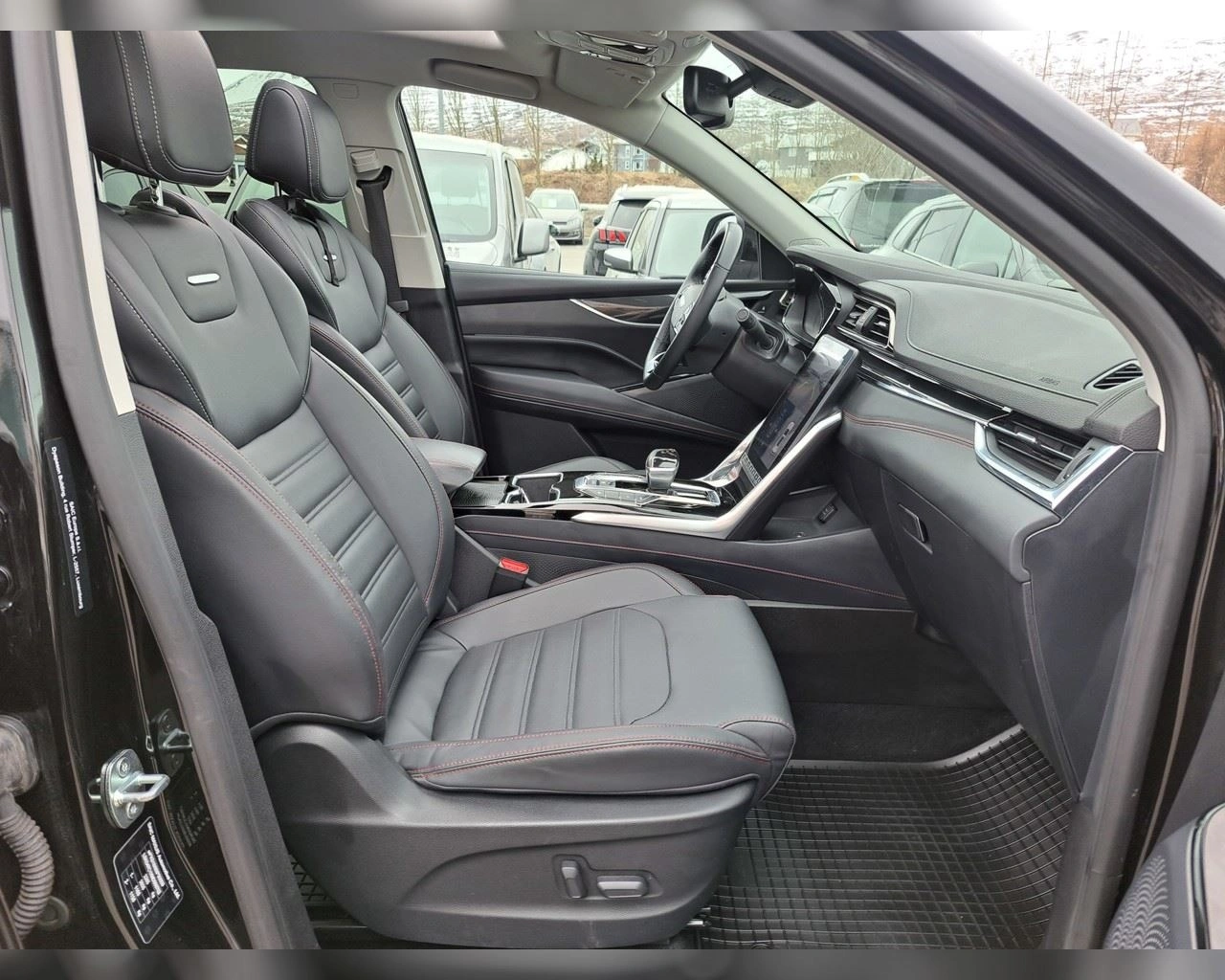Maxus Euniq 6